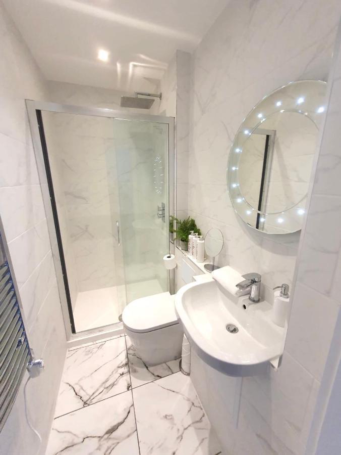 Large Group Party Penthouse Hotel Brighton Ngoại thất bức ảnh